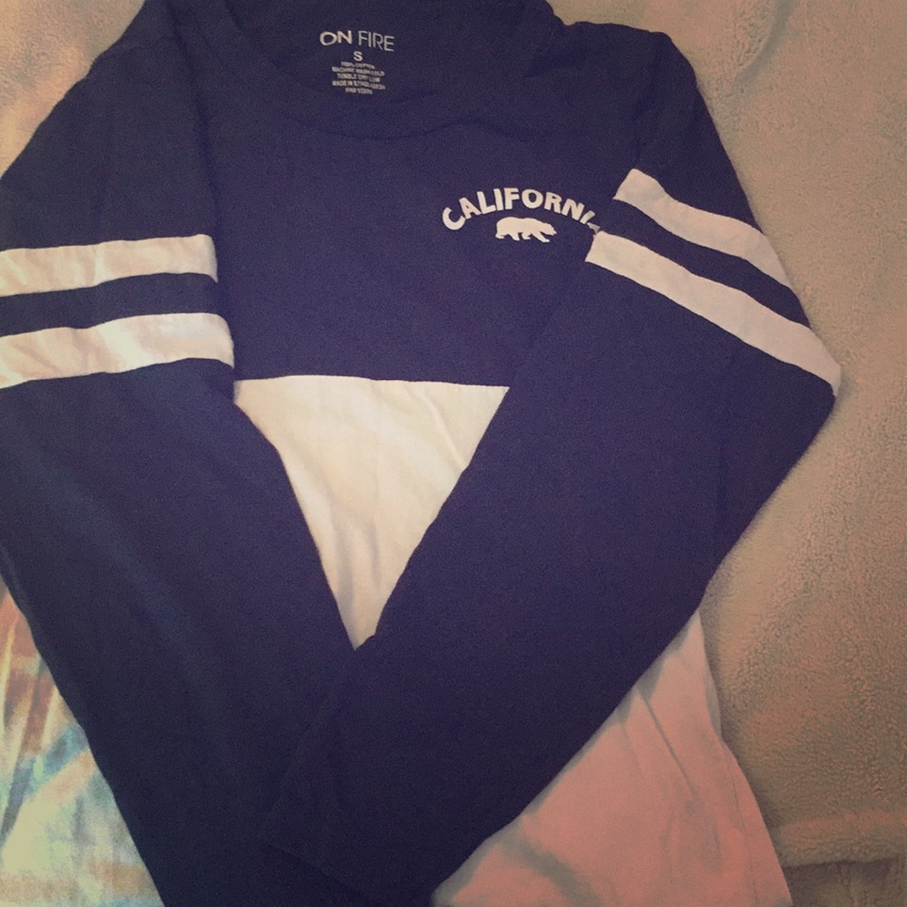 California women’s long sleeve shirt